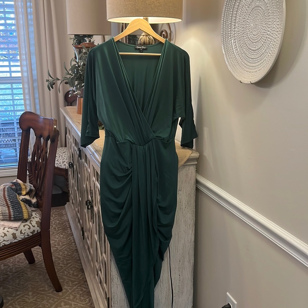 Hunter green dress with 3/4 sleeve - stretchy - built in mini skirt underneath